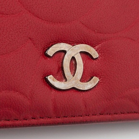 Chanel Red Camellia Embossed Lambskin Leather L Yen Wallet - Picture 6 of 9
